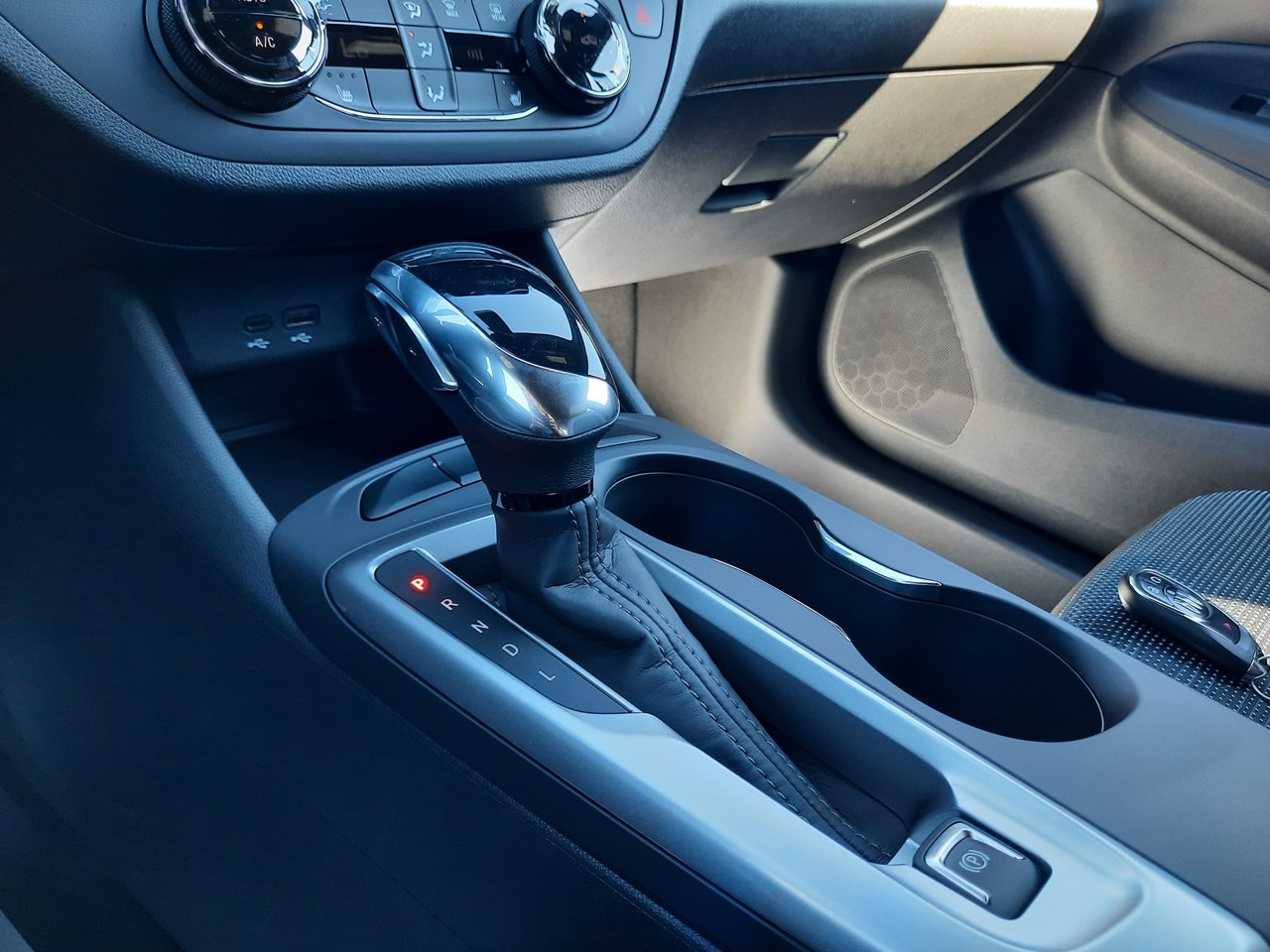 2025 Buick Envista Preferred-17