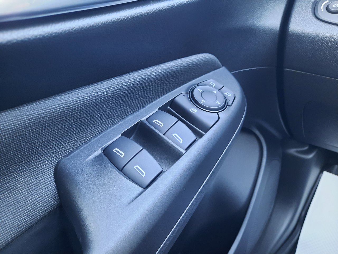 2025 Buick Envista Preferred-9