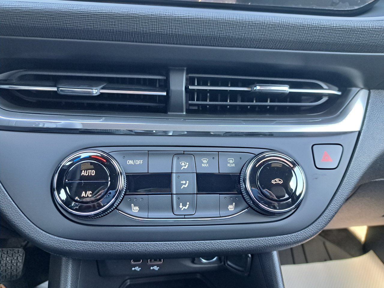 2026 Buick Envista Preferred-17