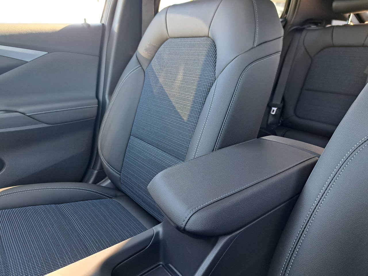 2026 Buick Envista Preferred-19