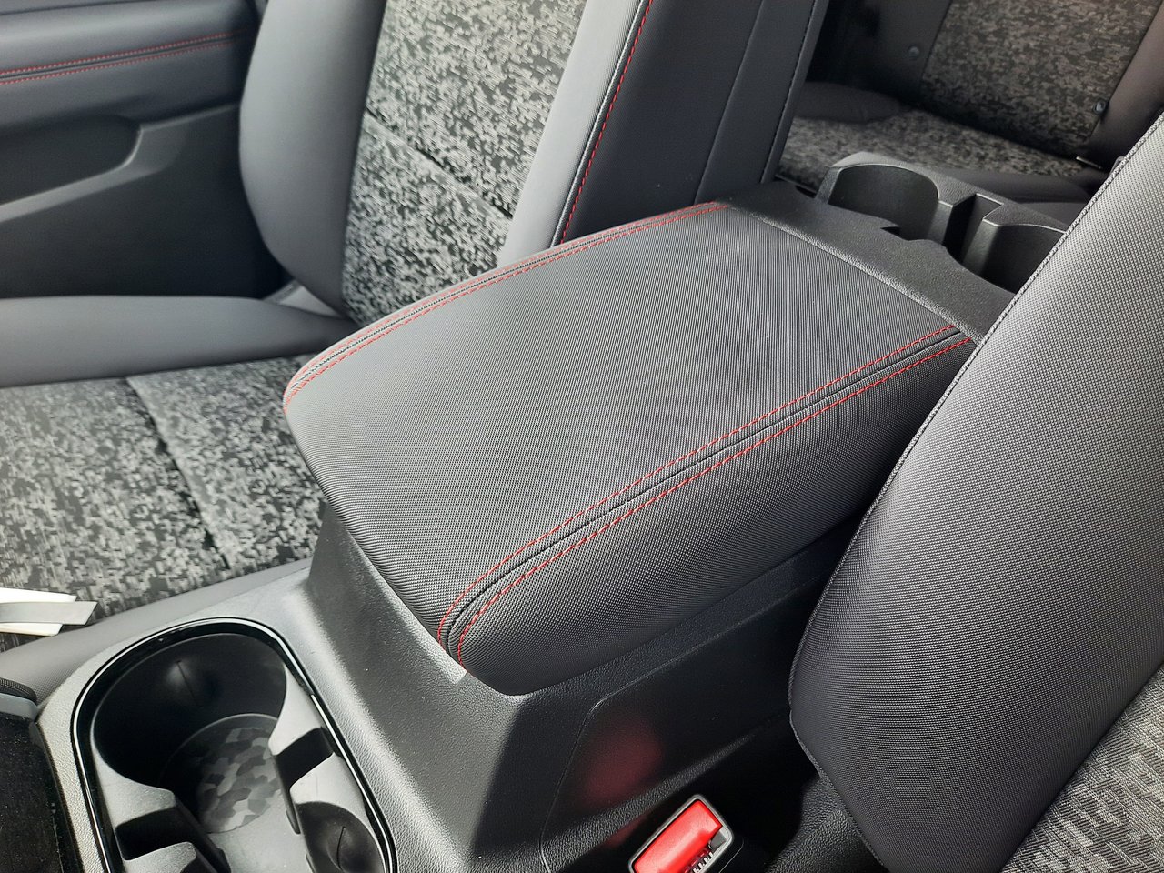 2025 Chevrolet Colorado Z71-18