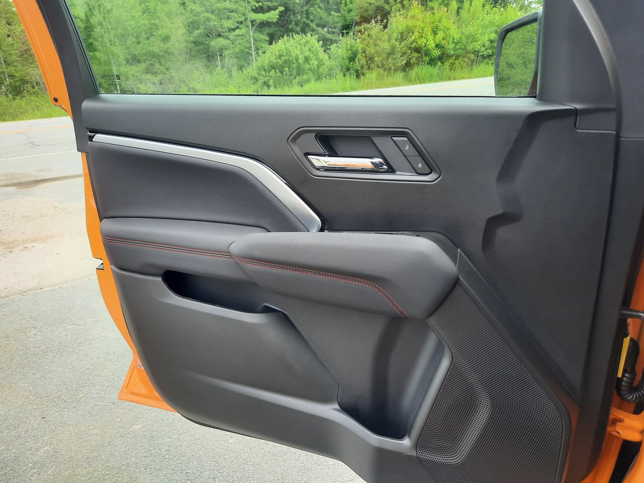 2025 Chevrolet Colorado Z71-8