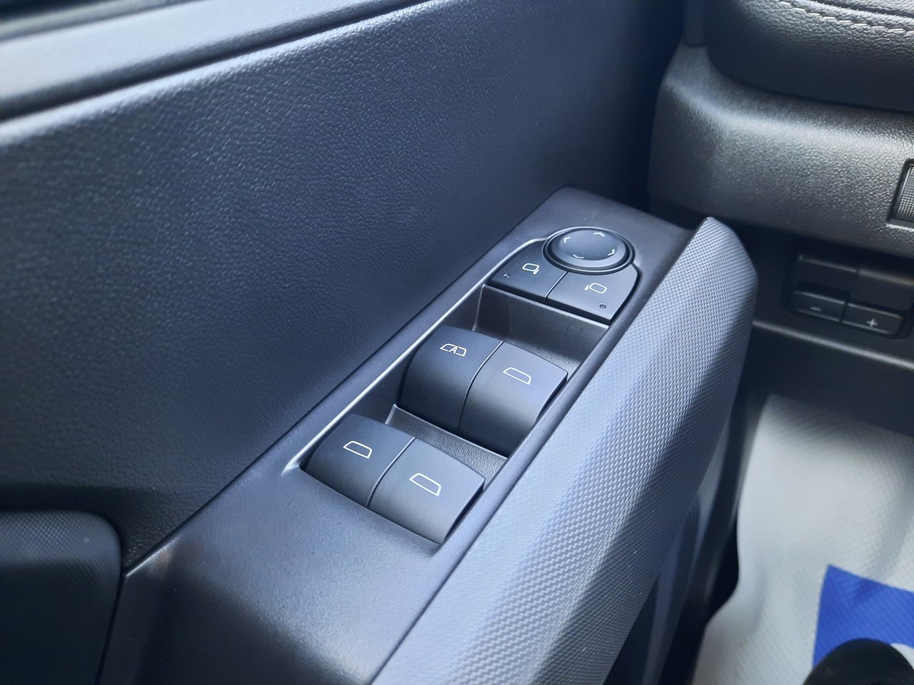 2026 Chevrolet Colorado LT-8