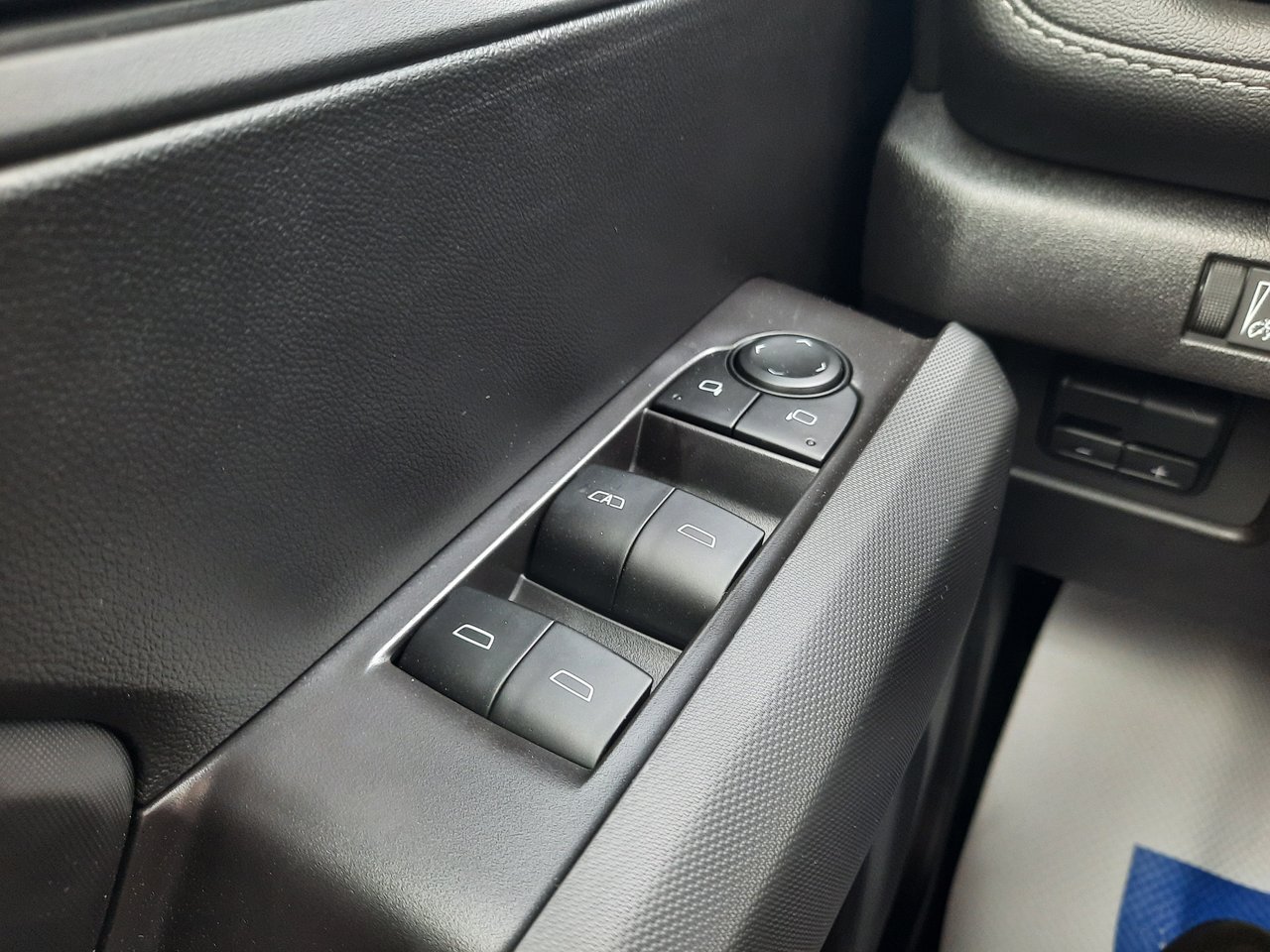 2026 Chevrolet Colorado LT-8