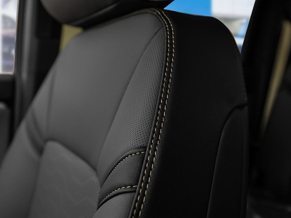 2026 Chevrolet Colorado ZR2-19