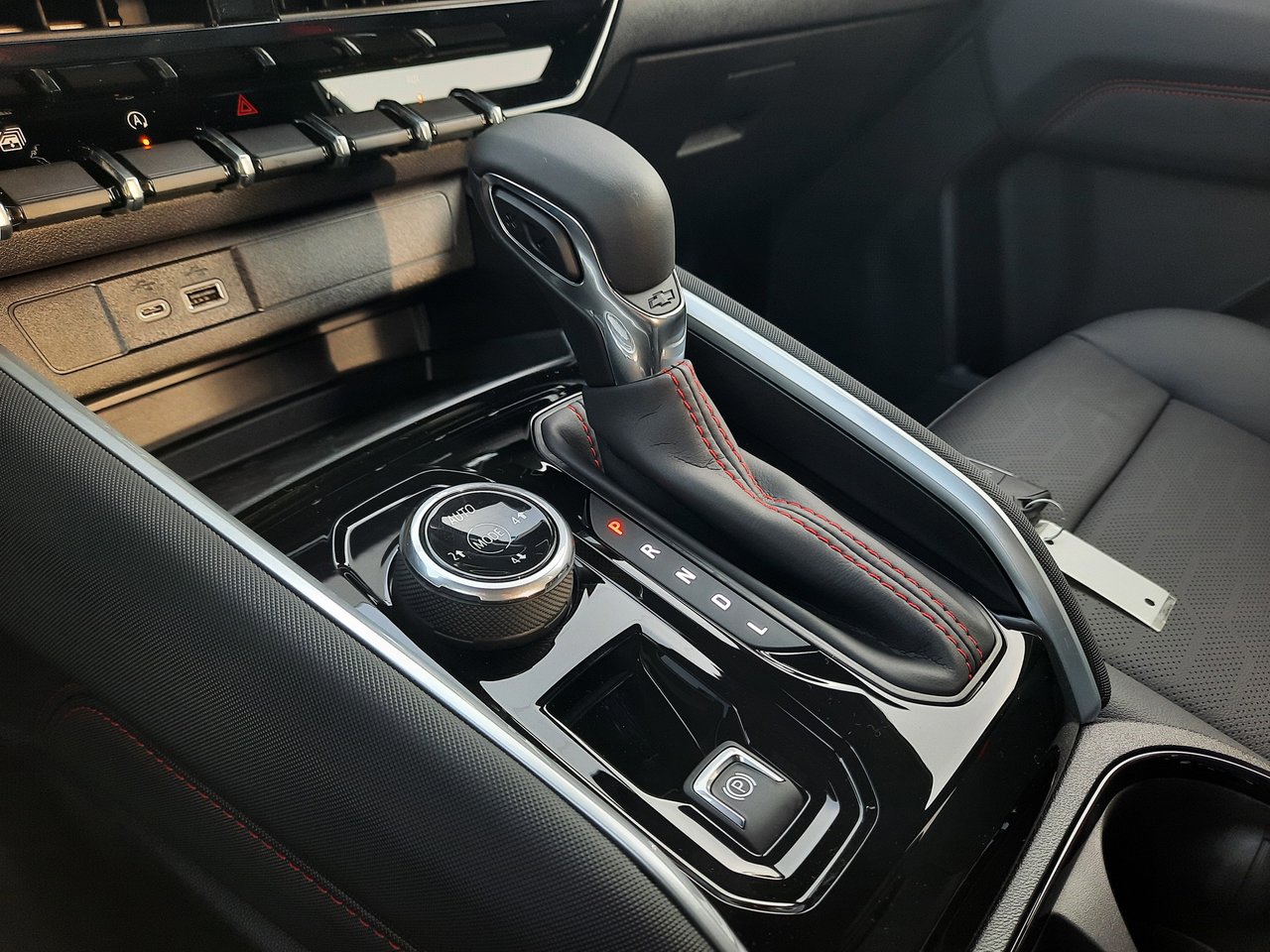 2026 Chevrolet Colorado Z71-16