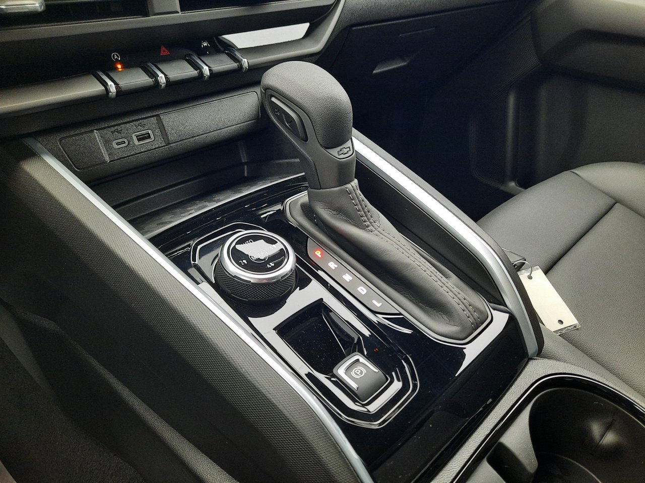 2026 Chevrolet Colorado Trail Boss-16