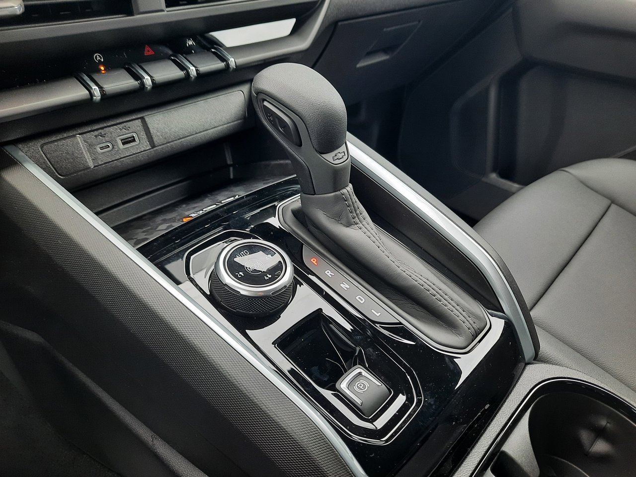 2026 Chevrolet Colorado Trail Boss-16