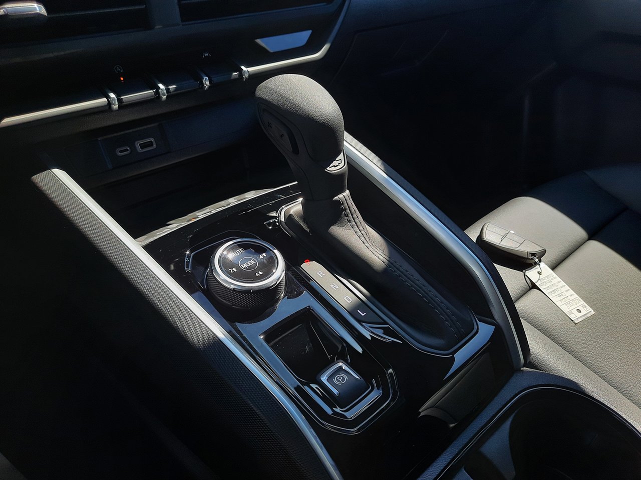 2026 Chevrolet Colorado Trail Boss-16