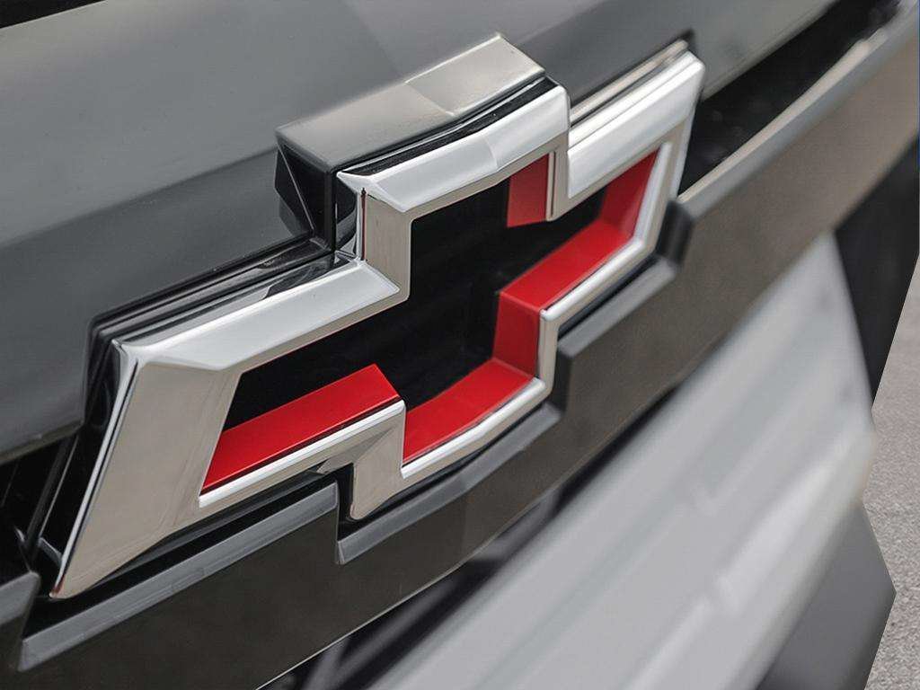 2026 Chevrolet Colorado ZR2-8