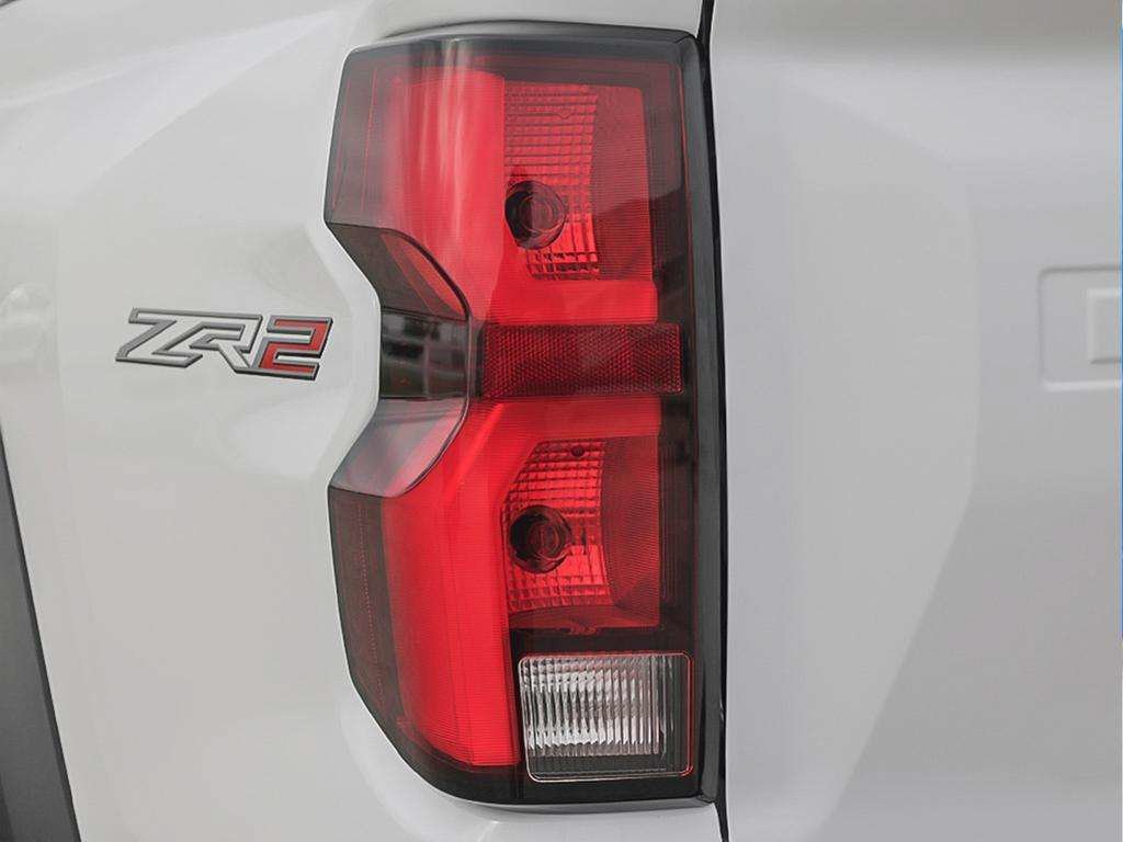 2026 Chevrolet Colorado ZR2-10
