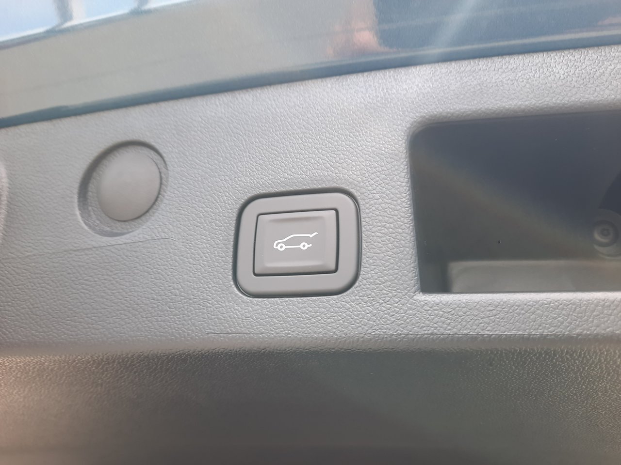 2027 Chevrolet Equinox LT-8