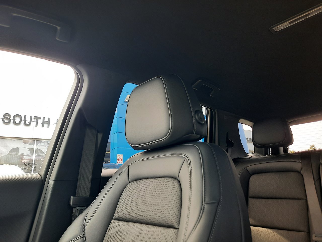 2027 Chevrolet Equinox LT-22