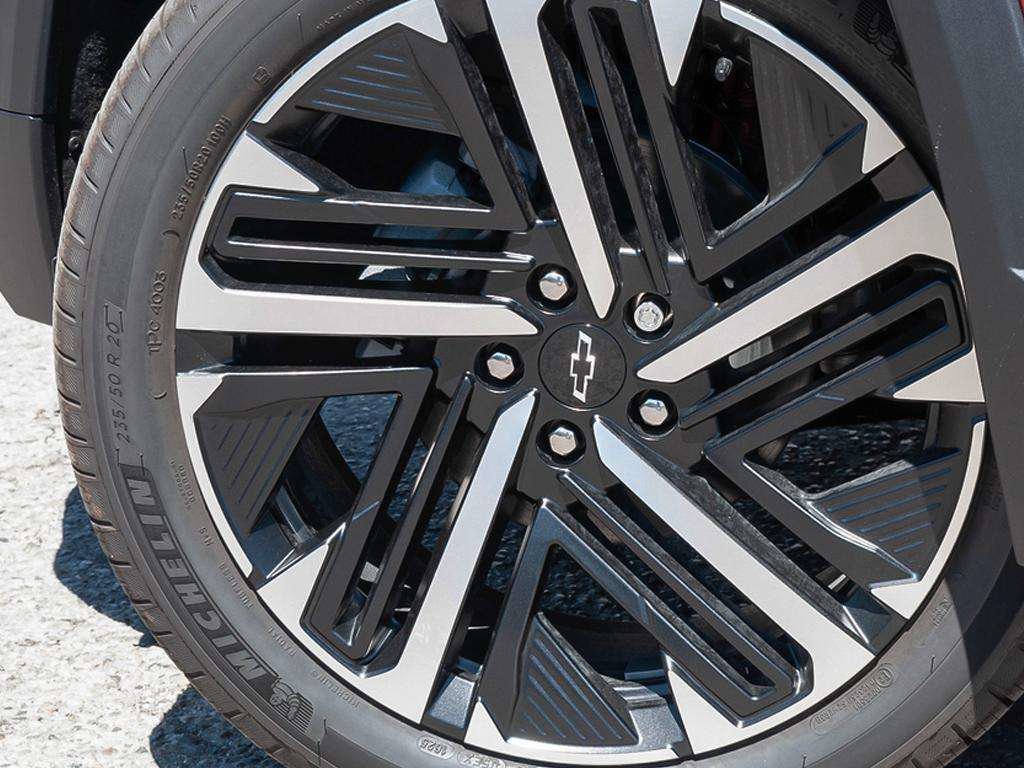 2027 Chevrolet Equinox RS-6