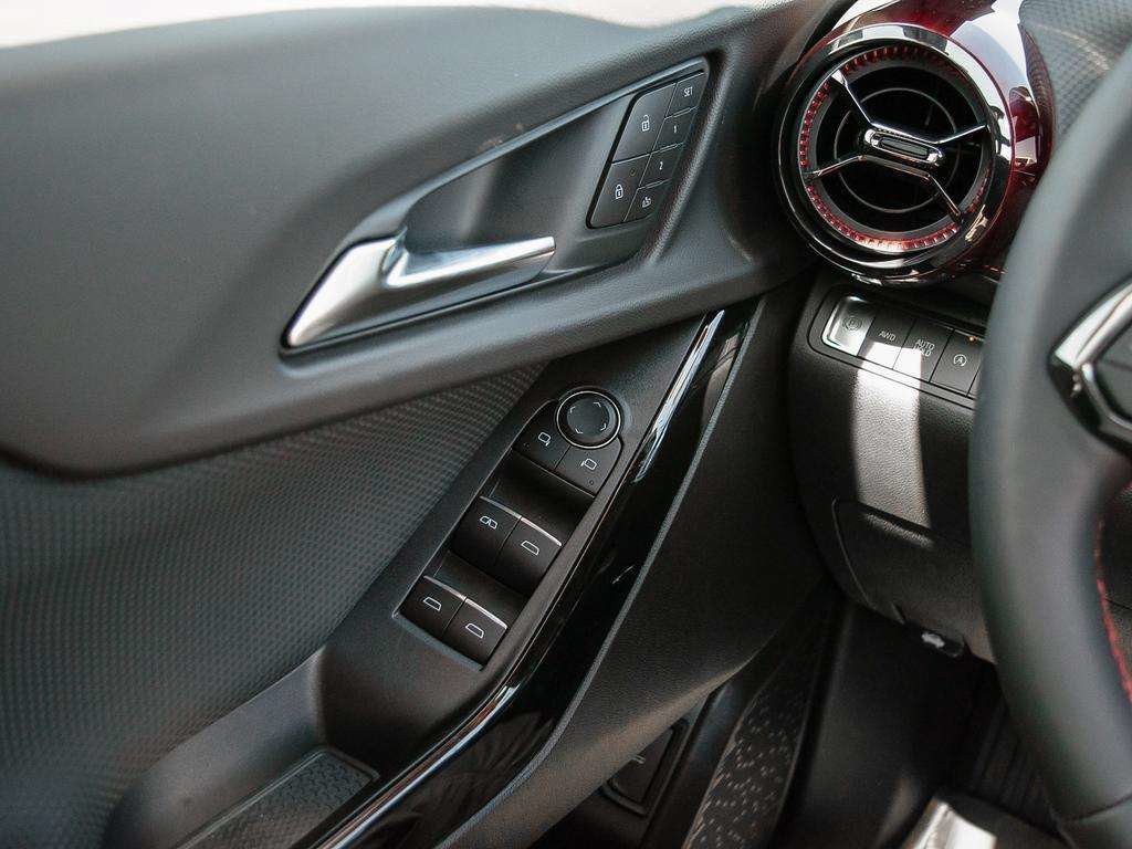 2027 Chevrolet Equinox RS-14