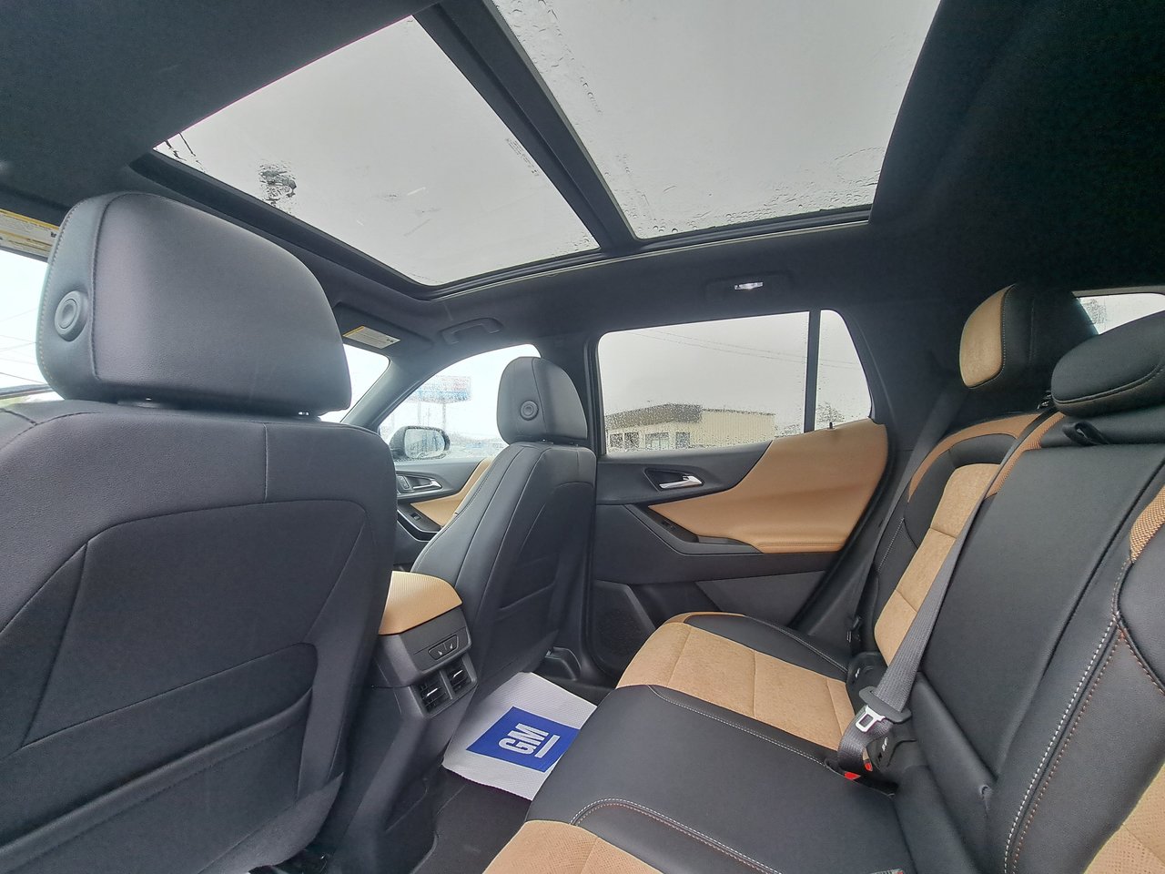 2027 Chevrolet Equinox ACTIV-31