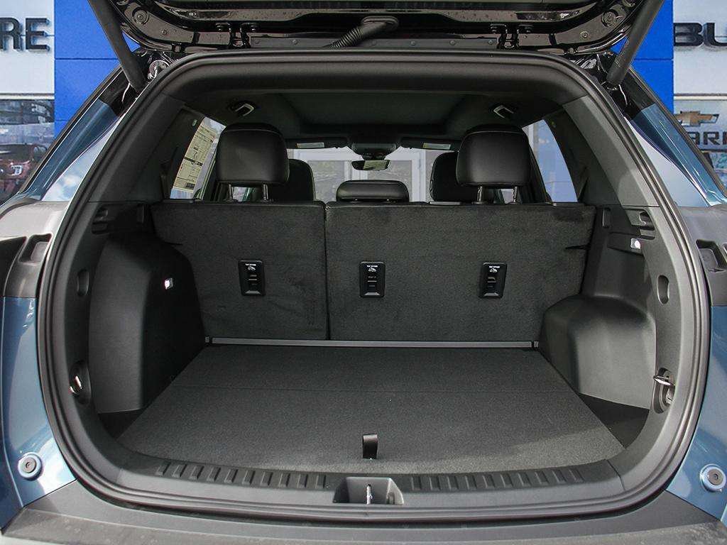 2027 Chevrolet Equinox LT-6