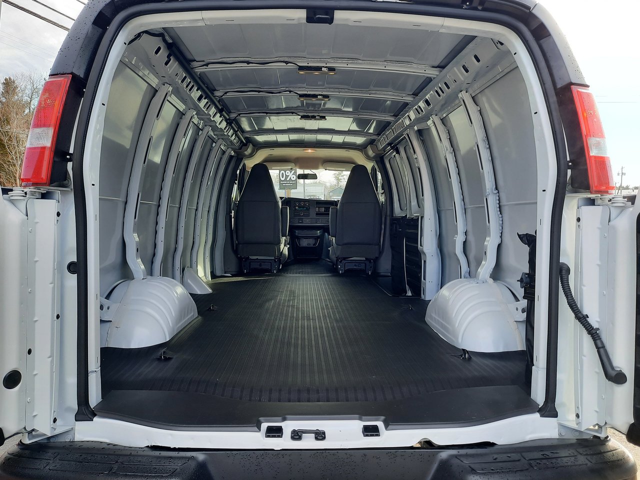 2025 Chevrolet Express Cargo 2500 WT 155''-9