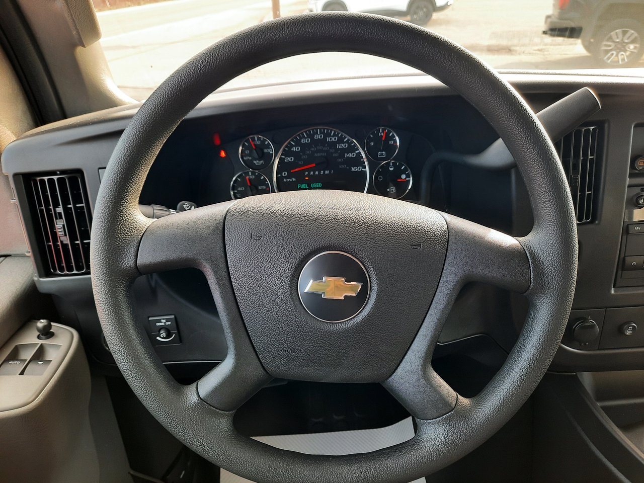 2025 Chevrolet Express Cargo 2500 WT 155''-13