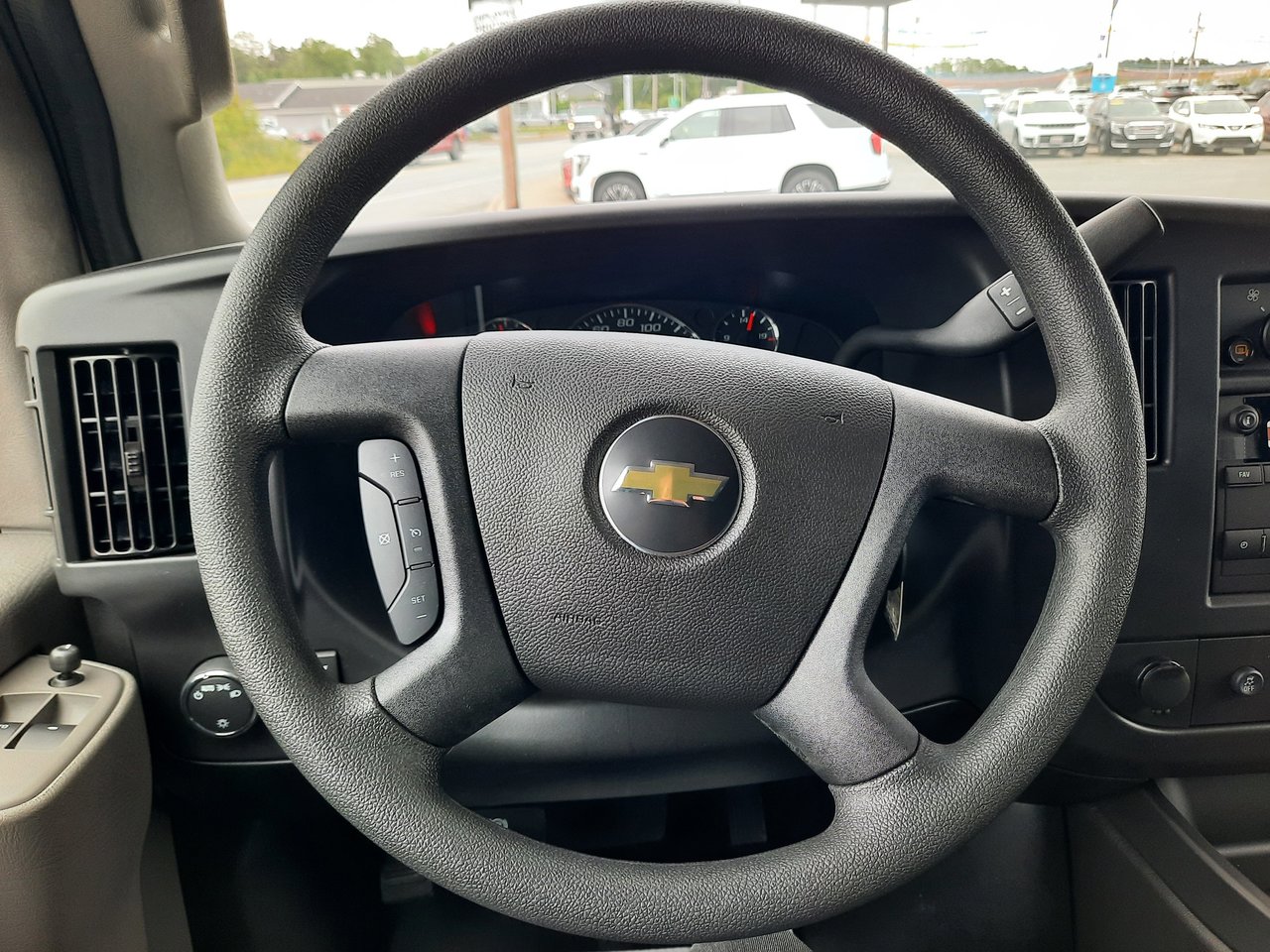 2025 Chevrolet Express Cargo 2500 WT 135''-11