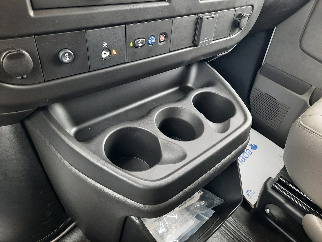 2025 Chevrolet Express Cargo 2500 WT 135''-15