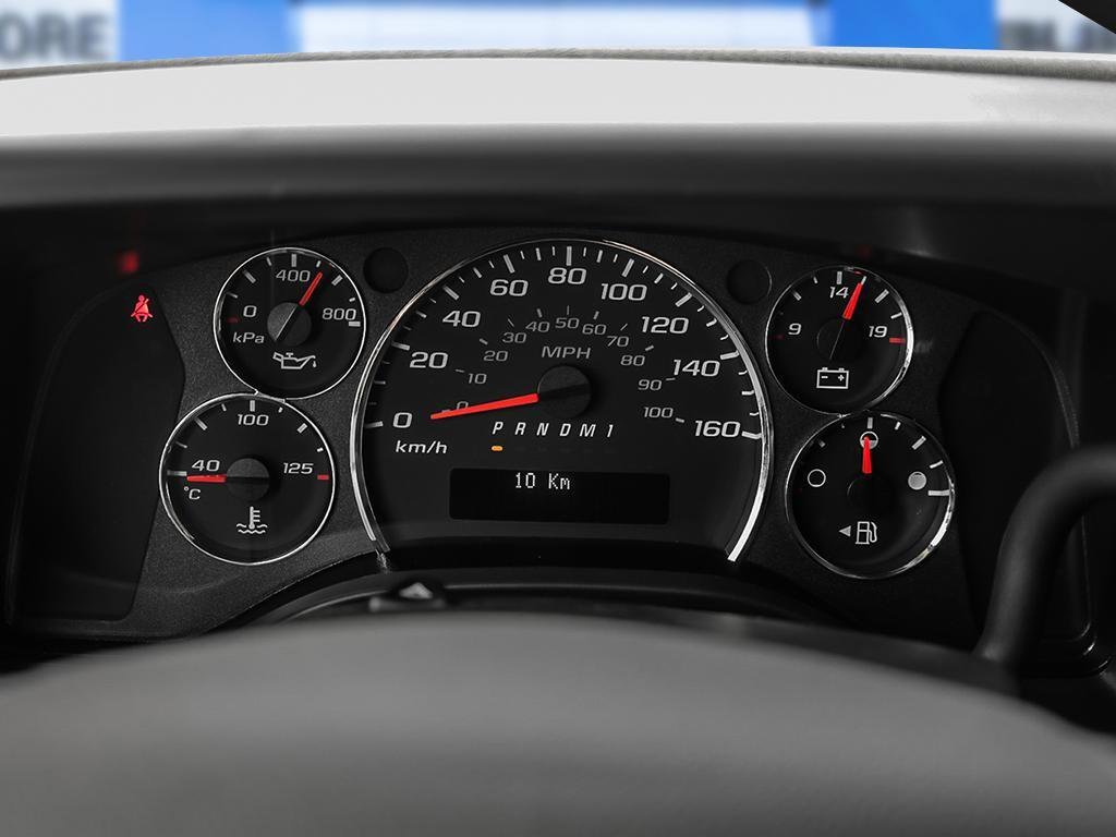 2025 Chevrolet Express Cargo Van BASE-13