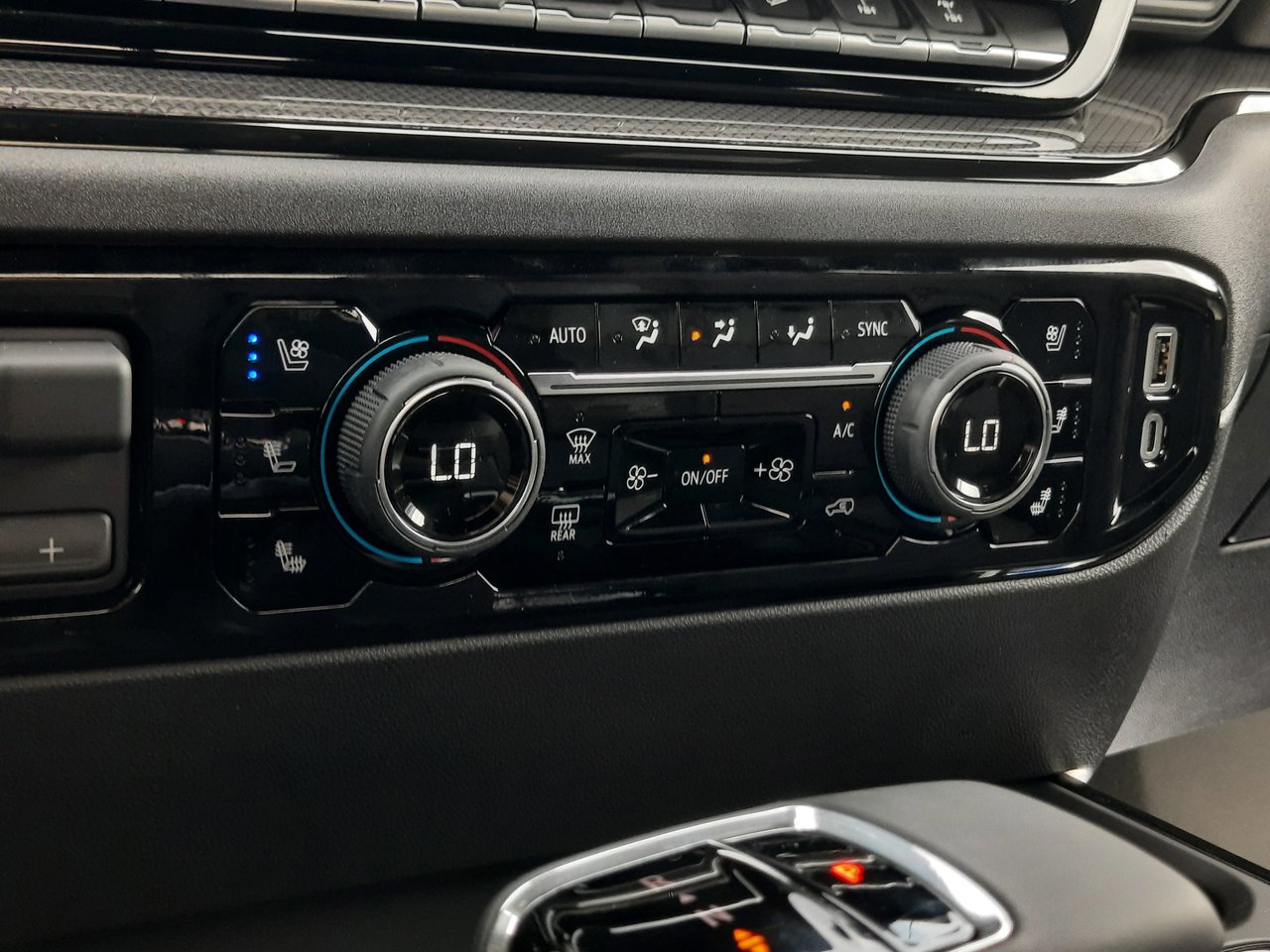 2026 Chevrolet Silverado 1500 ZR2-17