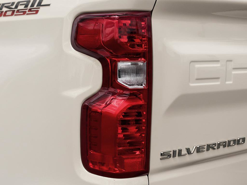 2026 Chevrolet SILVERADO 1500 CUSTOM TB 4WD-8