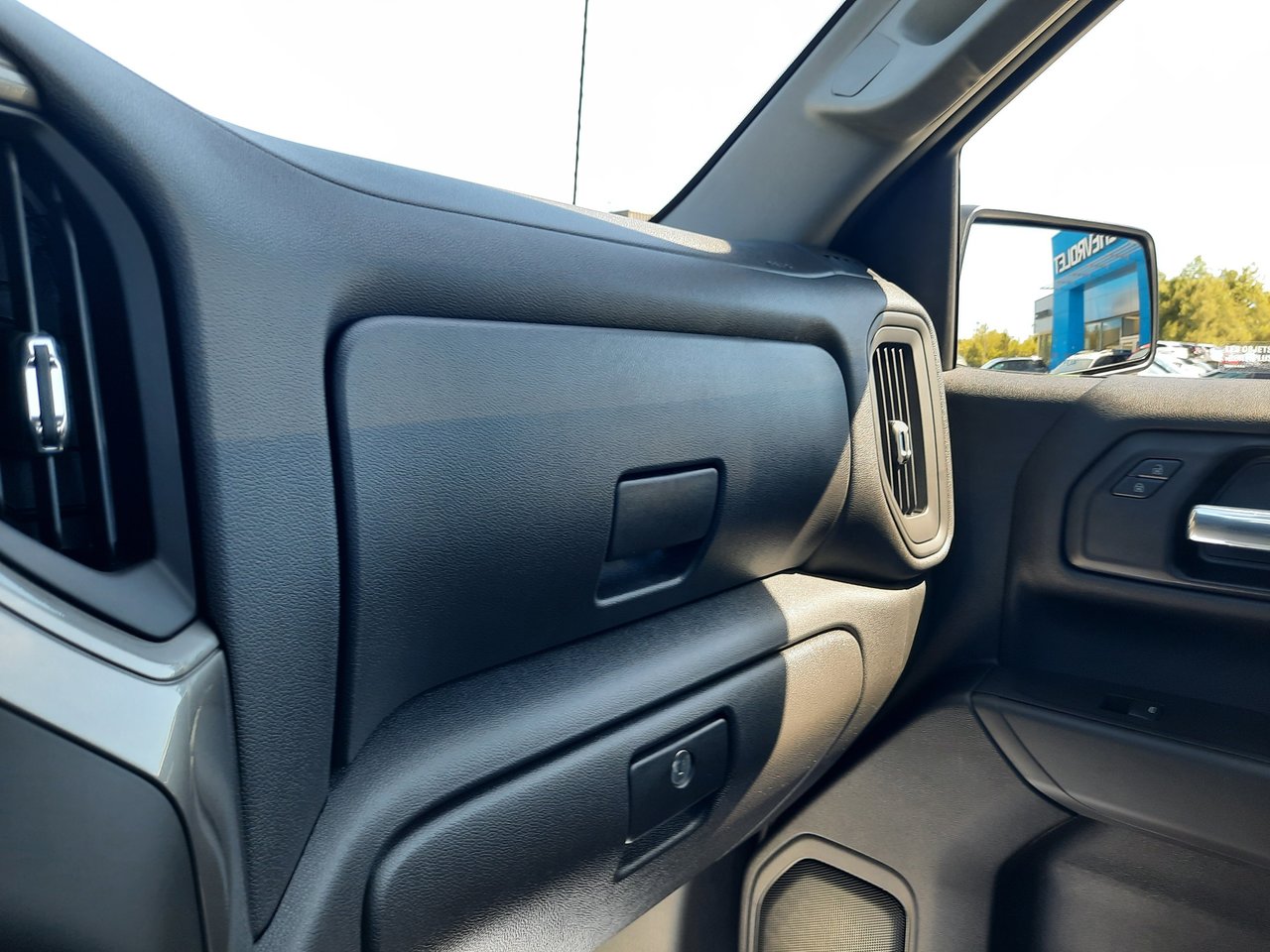 2026 Chevrolet Silverado 1500 WT-18