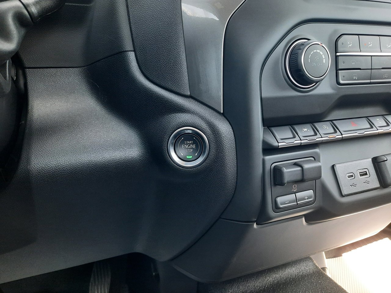 2026 Chevrolet Silverado 1500 WT-15