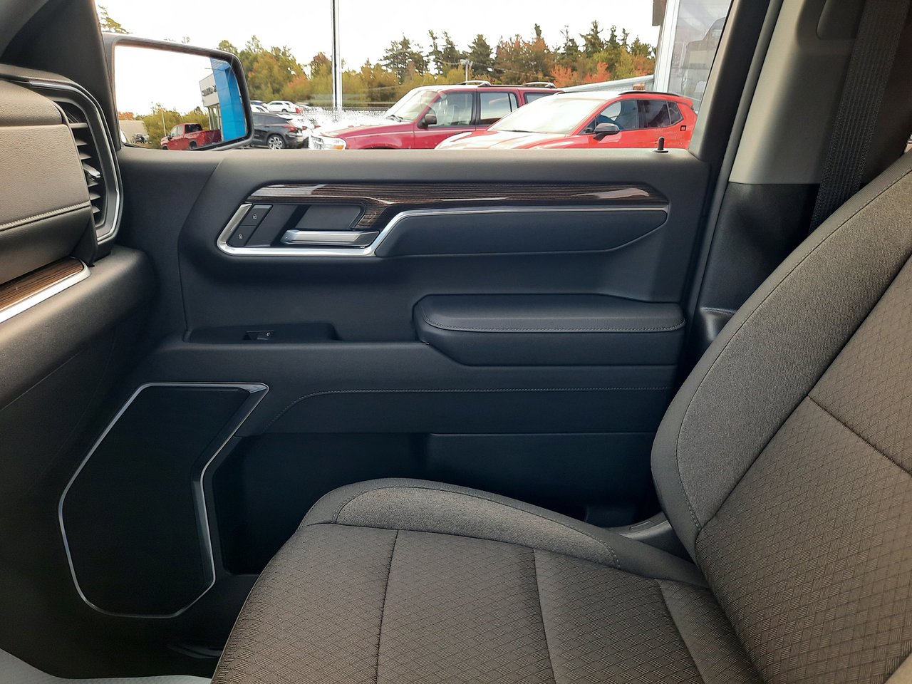 2026 Chevrolet Silverado 1500 LT-19