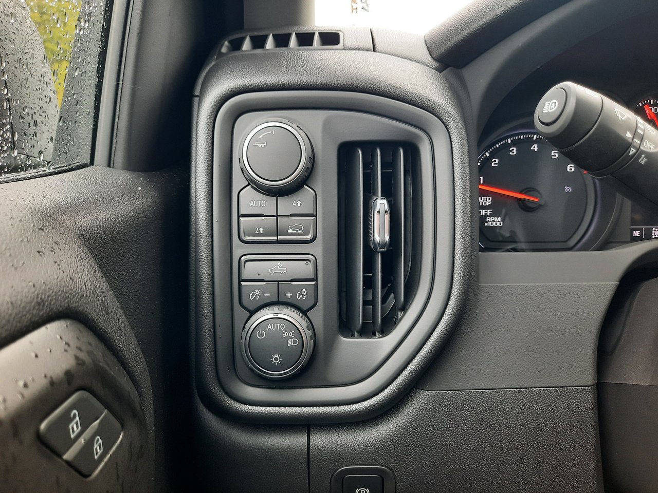2026 Chevrolet Silverado 1500 WT-8