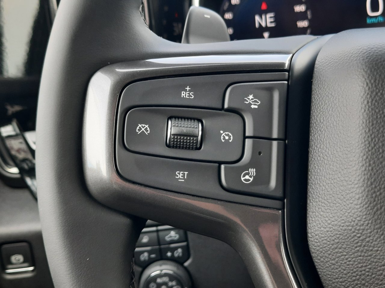 2026 Chevrolet Silverado 1500 ZR2-9