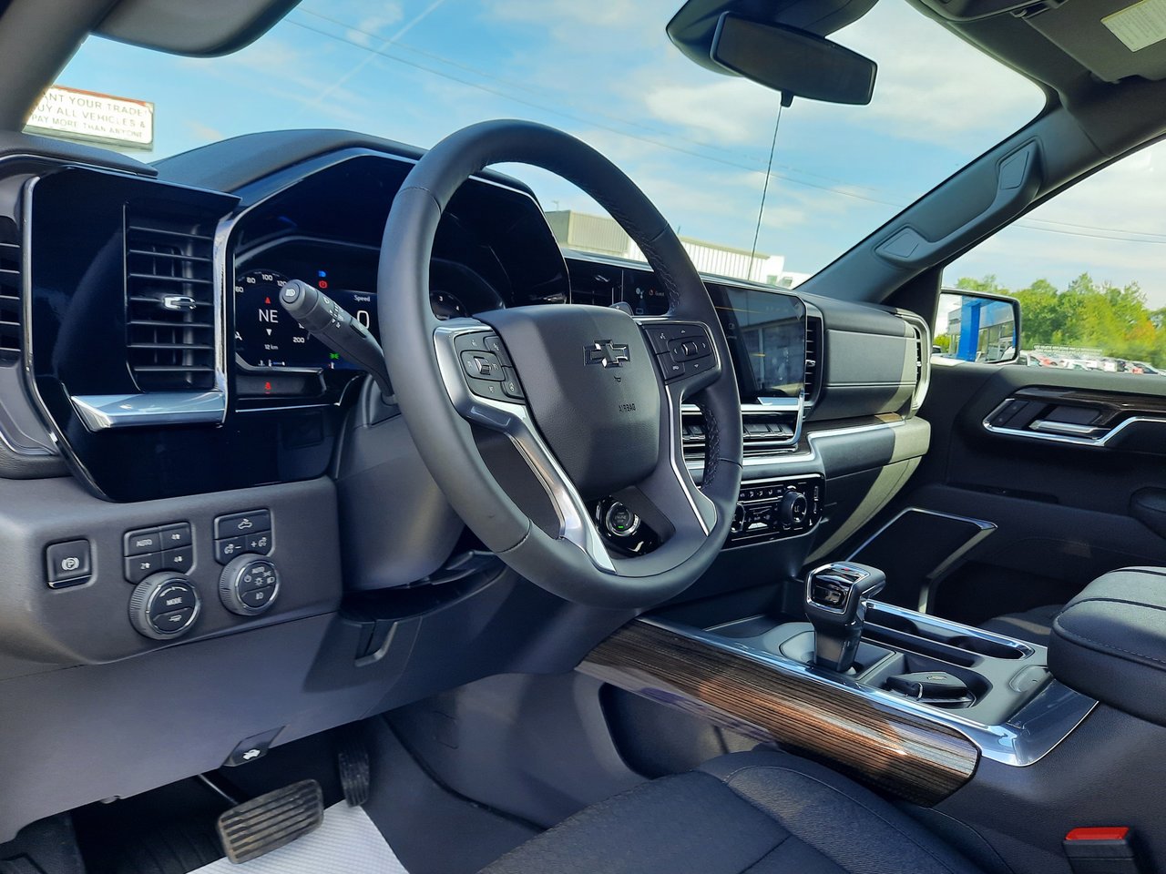 2026 Chevrolet Silverado 1500 LT Trail Boss-1