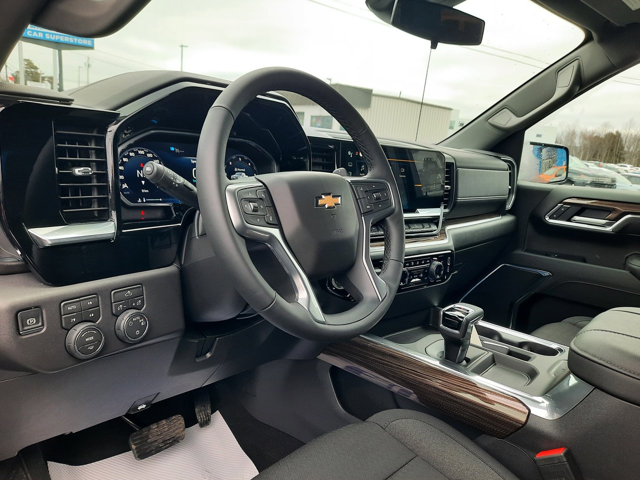 2026 Chevrolet Silverado 1500 LT-1