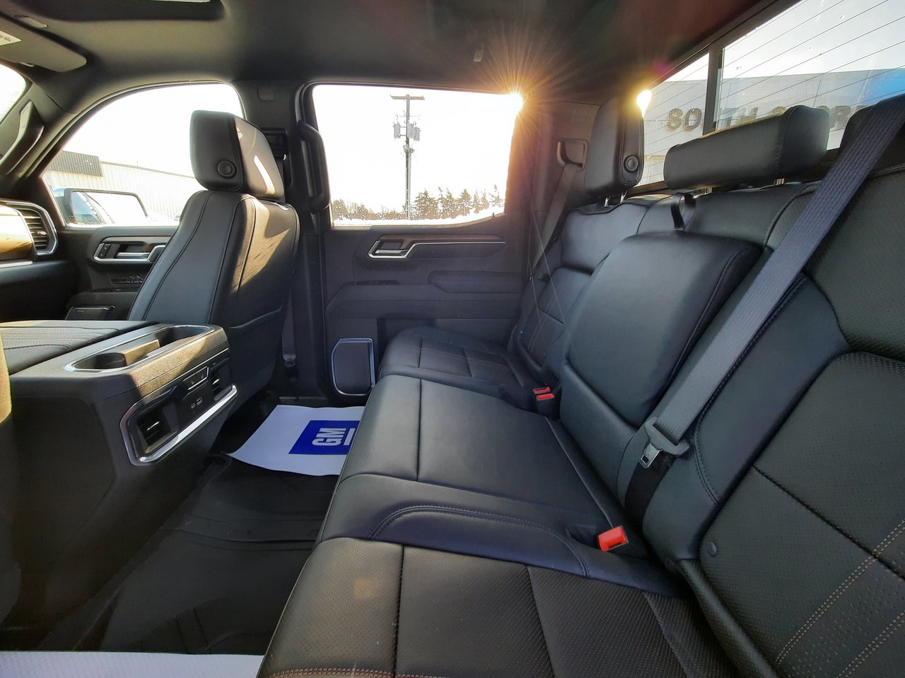 2026 Chevrolet Silverado 1500 High Country-22