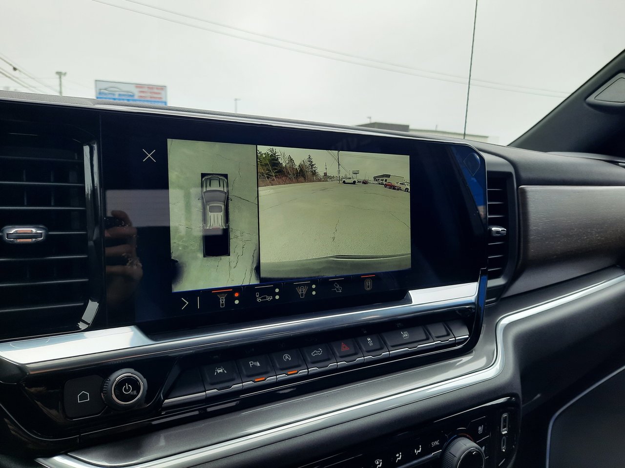 2026 Chevrolet Silverado 1500 High Country-15