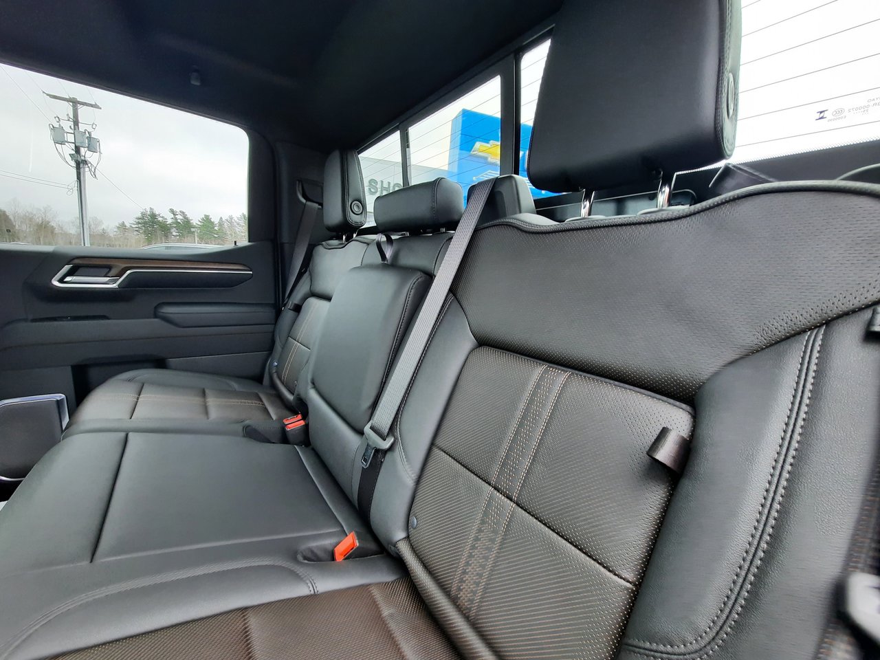 2026 Chevrolet Silverado 1500 High Country-24