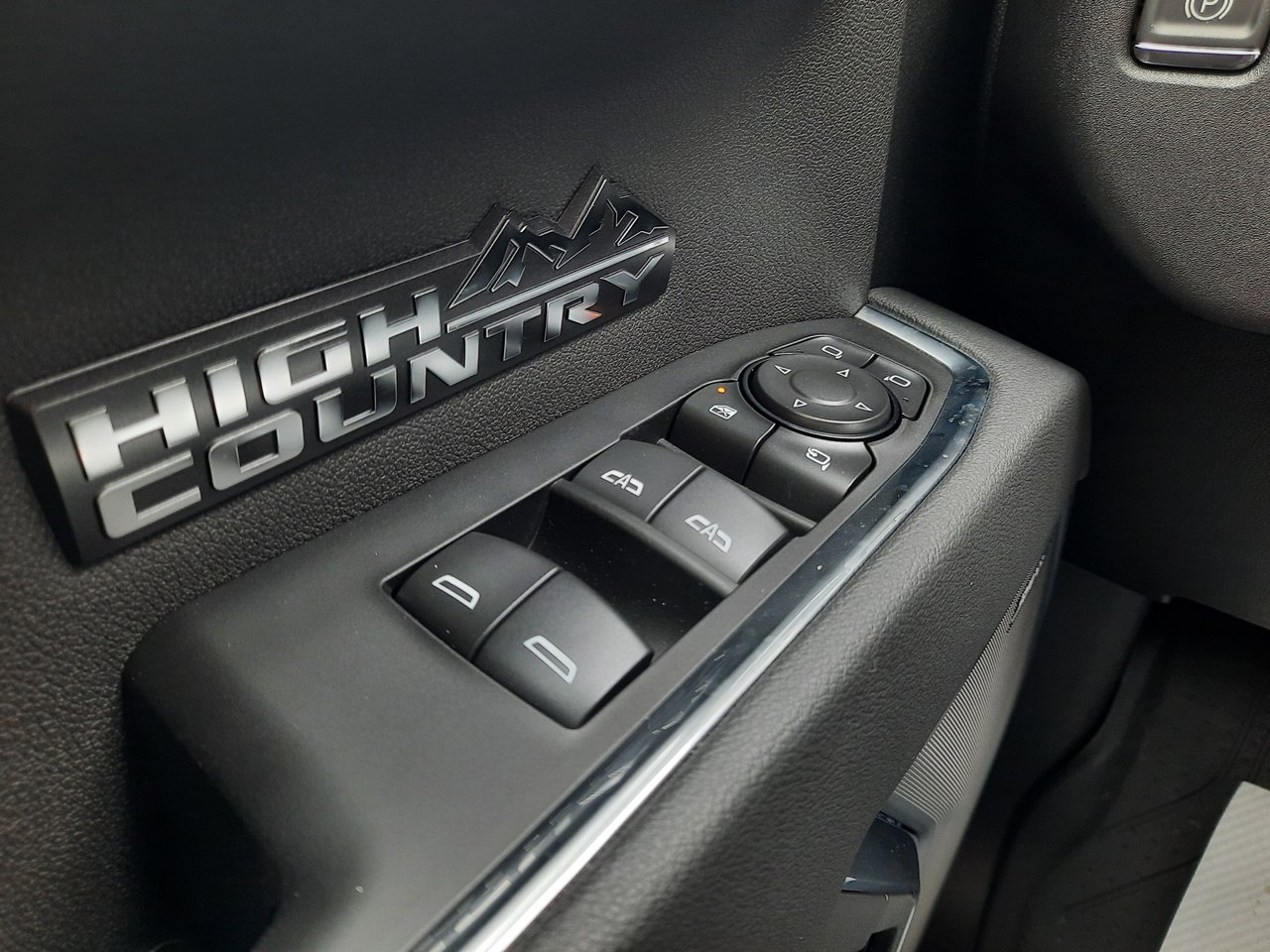 2026 Chevrolet Silverado 1500 High Country-8