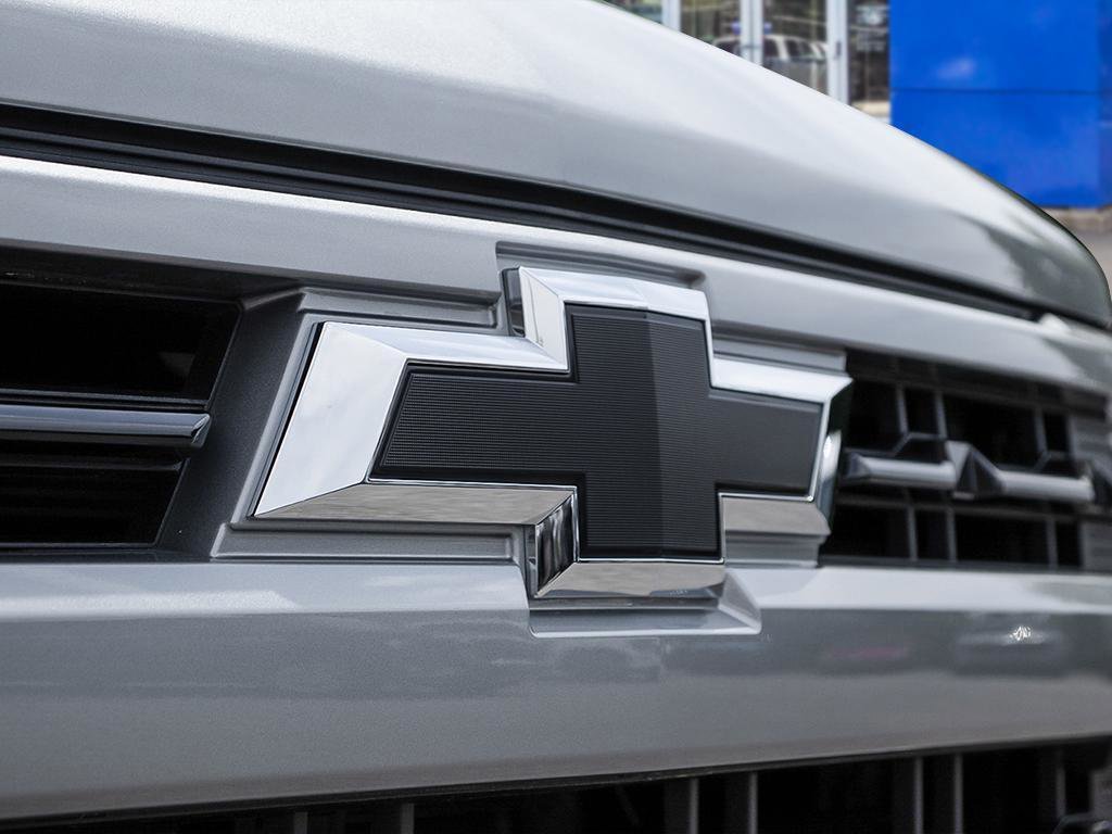 2026 Chevrolet Silverado 1500 RST-8