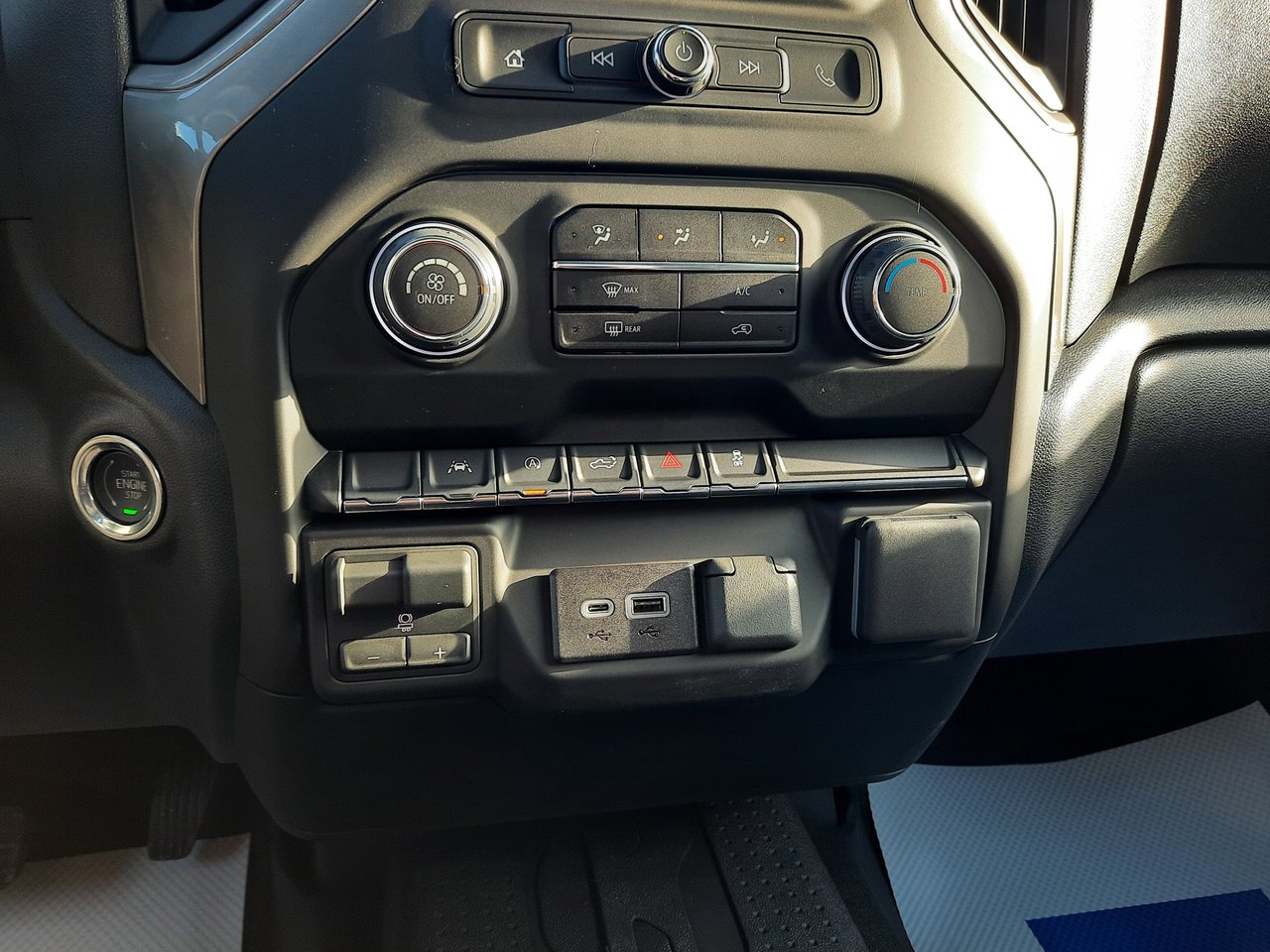 2026 Chevrolet Silverado 1500 Custom-16