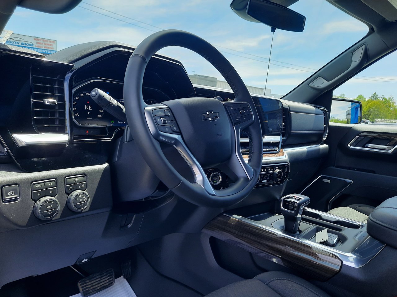 2026 Chevrolet Silverado 1500 LT Trail Boss-1