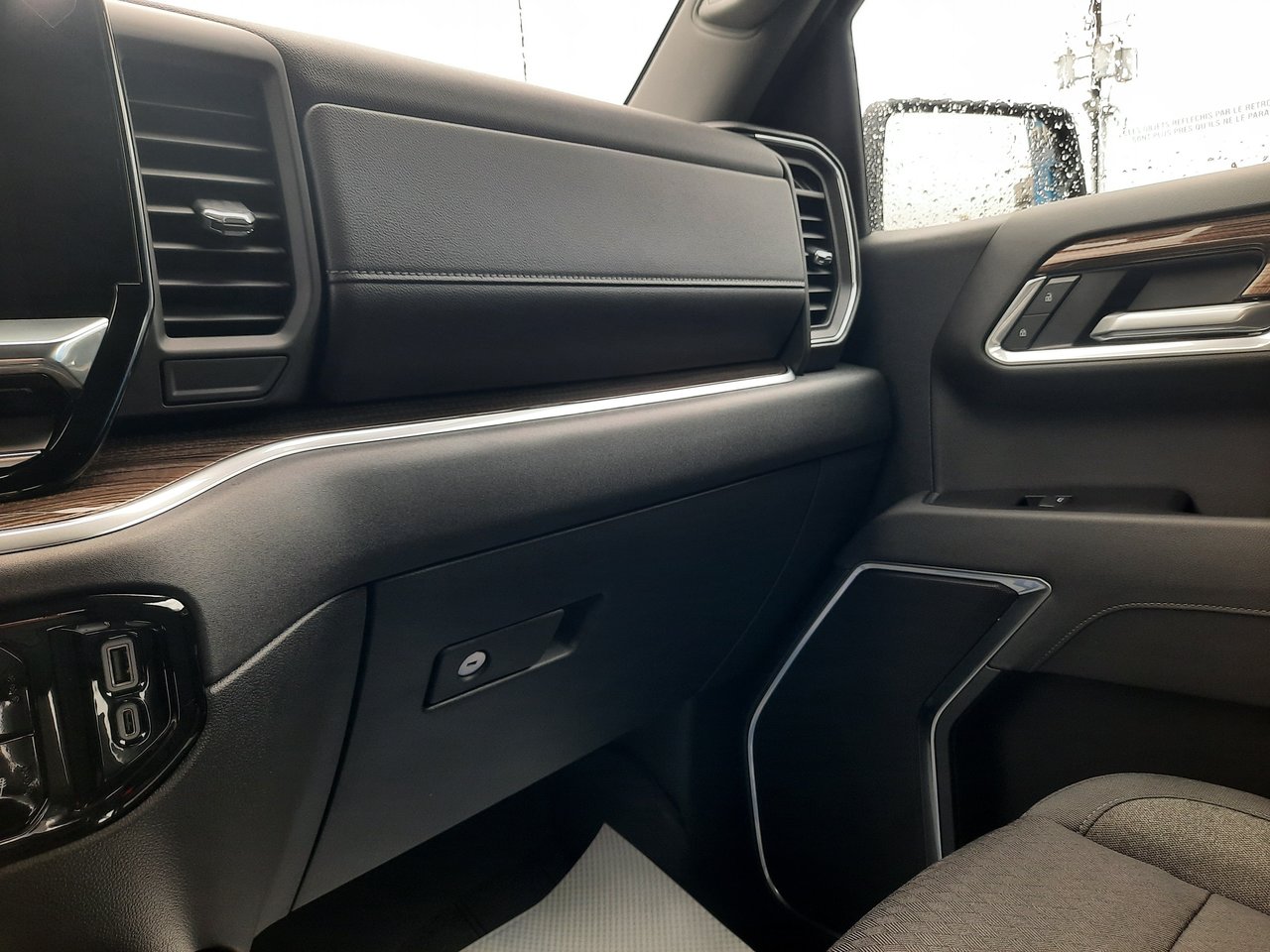 2026 Chevrolet Silverado 1500 LT-18