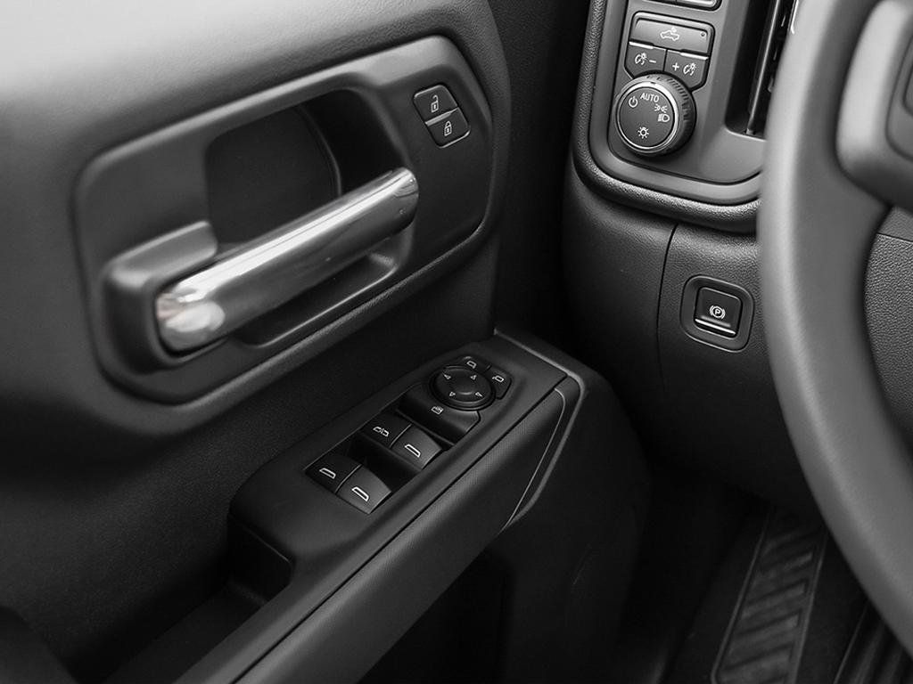 2026 Chevrolet Silverado 1500 Custom Trail Boss-14