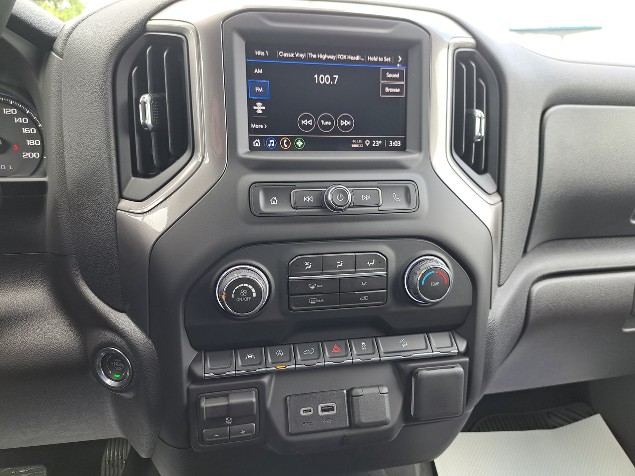 2026 Chevrolet Silverado 1500 Custom Trail Boss-12