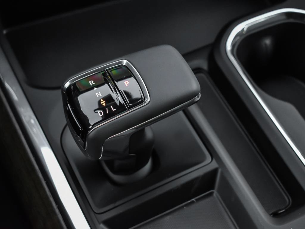 2026 Chevrolet Silverado 1500 High Country-16