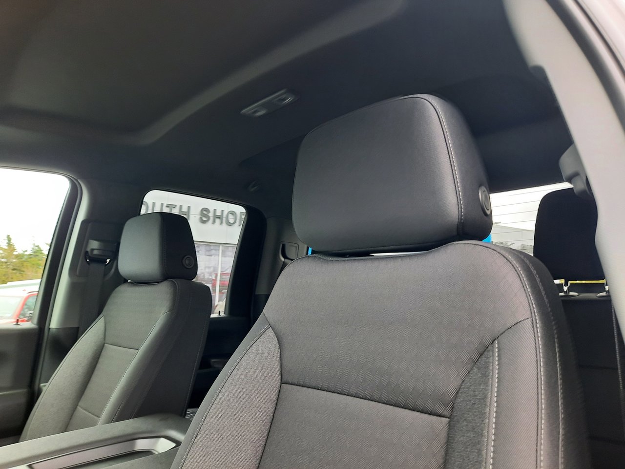 2025 Chevrolet Silverado 2500 HD CUSTOM-2