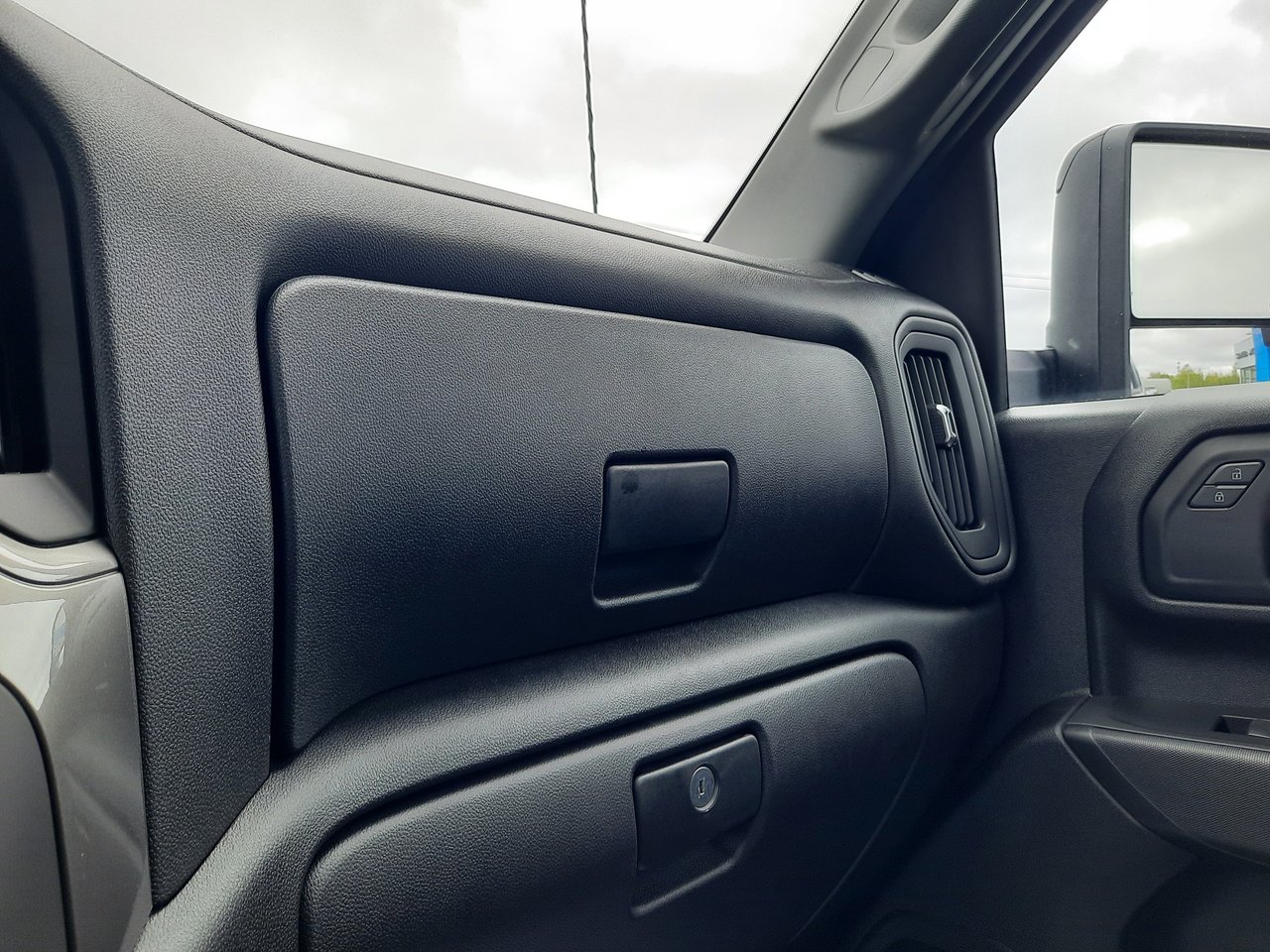 2025 Chevrolet Silverado 2500 HD CUSTOM-16