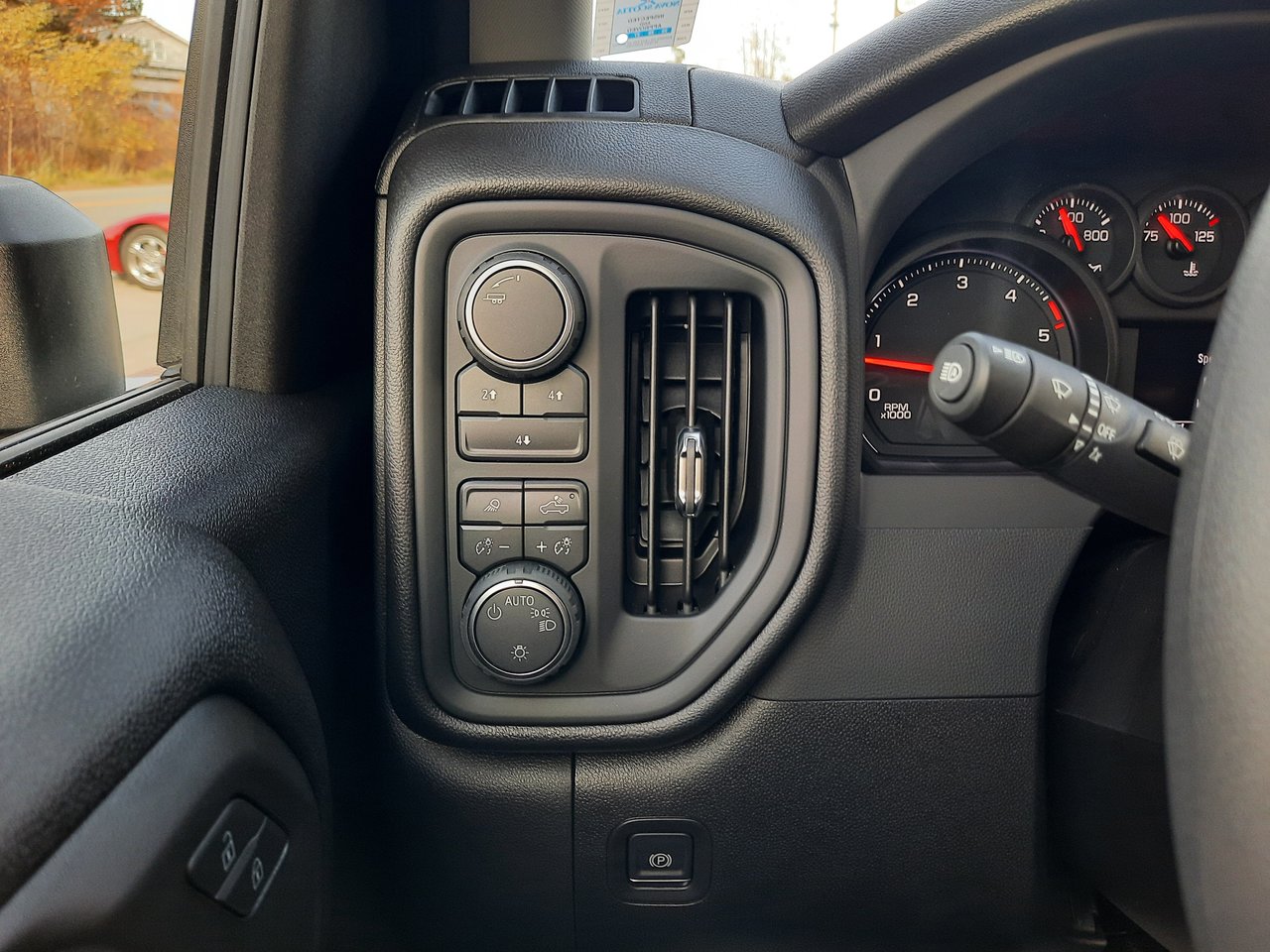 2026 Chevrolet Silverado 2500 HD CUSTOM-9