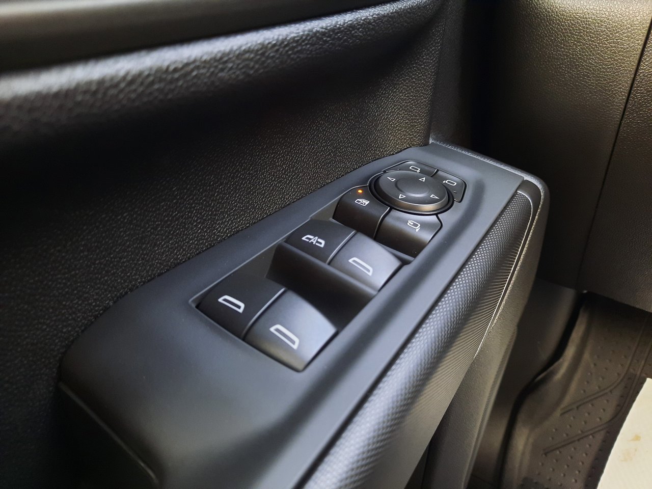 2026 Chevrolet Silverado 2500 HD CUSTOM-8